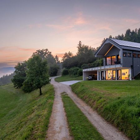 Refugio Villa Sittersdorf ภายนอก รูปภาพ